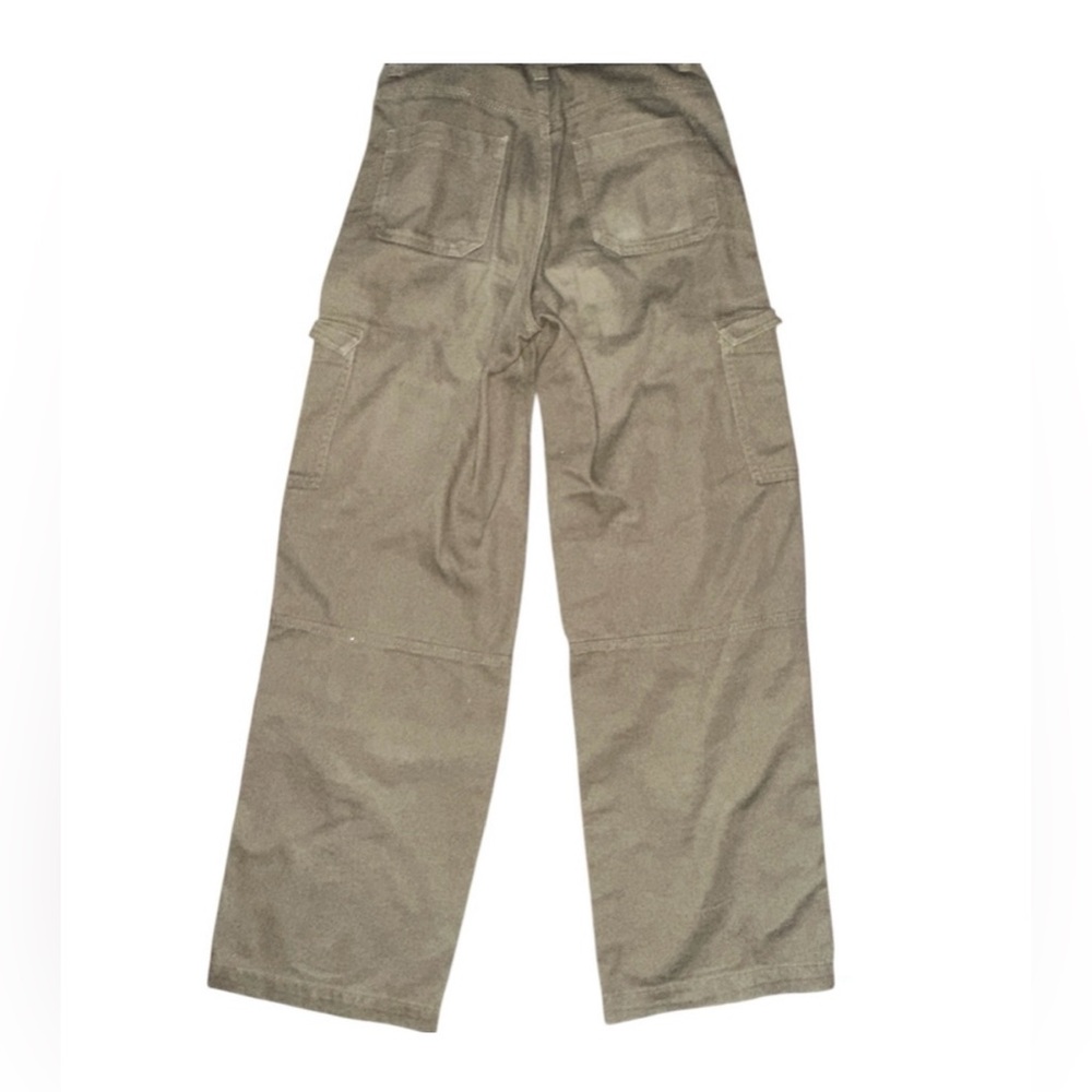 H&M Green Cargo Pants Relaxed Fit - Picture 2 of 3